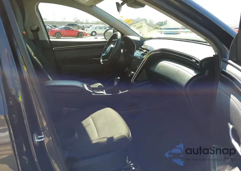 2022 Hyundai Tucson Sel z USA, uszkodzony, nr VIN 5NMJB3AE5NH049101